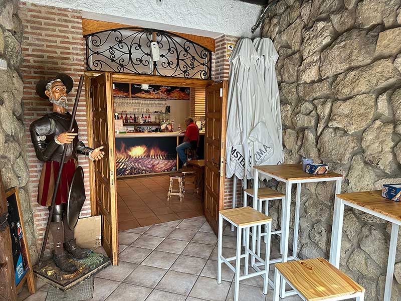 Entrada al restaurante de la Lanchas